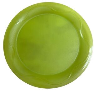 Tupperware plates set of 6